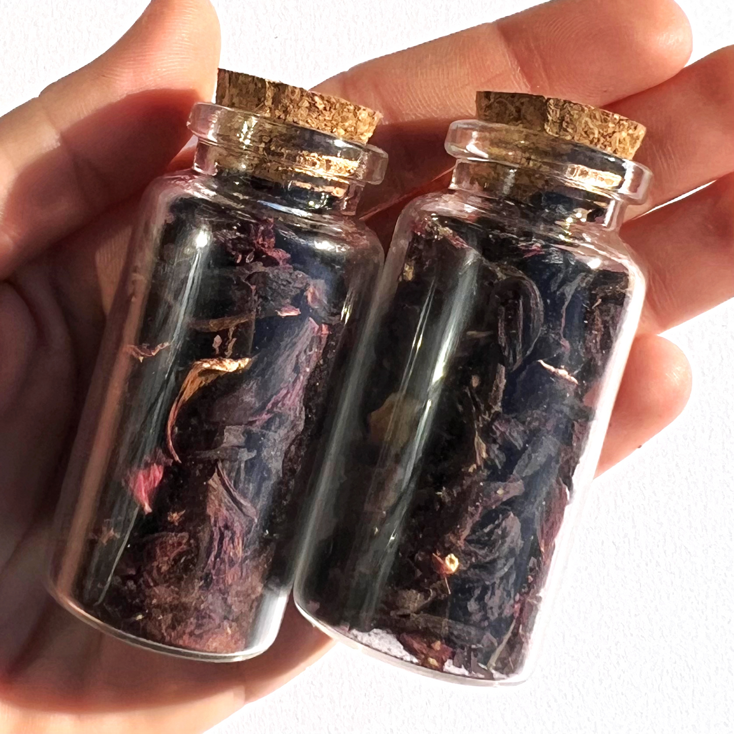 Fiole de Hibiscus / Herbal Witch Bottle